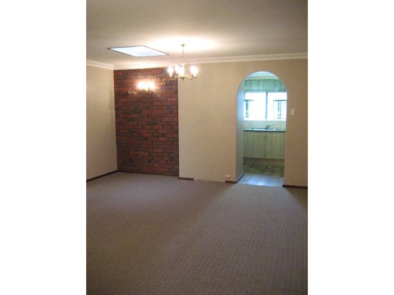 2/20 Dempster Road, Karrinyup WA 6018