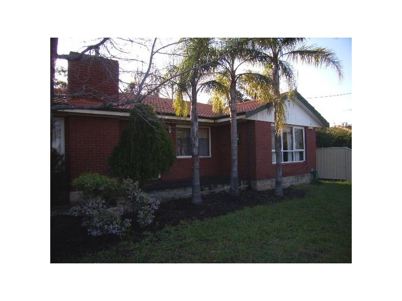 216 Erindale Road, Hamersley WA 6022