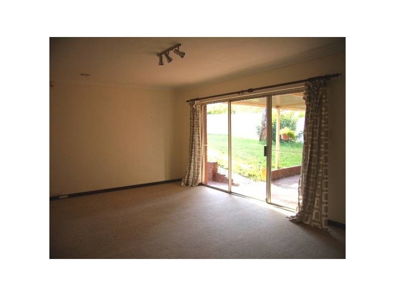 216 Erindale Road, Hamersley WA 6022