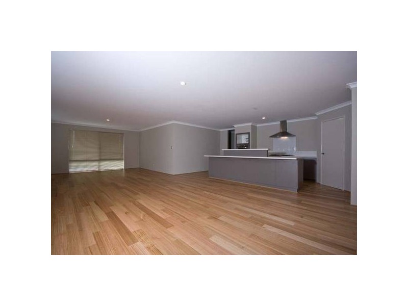 5 Einstein Way, Tapping WA 6065