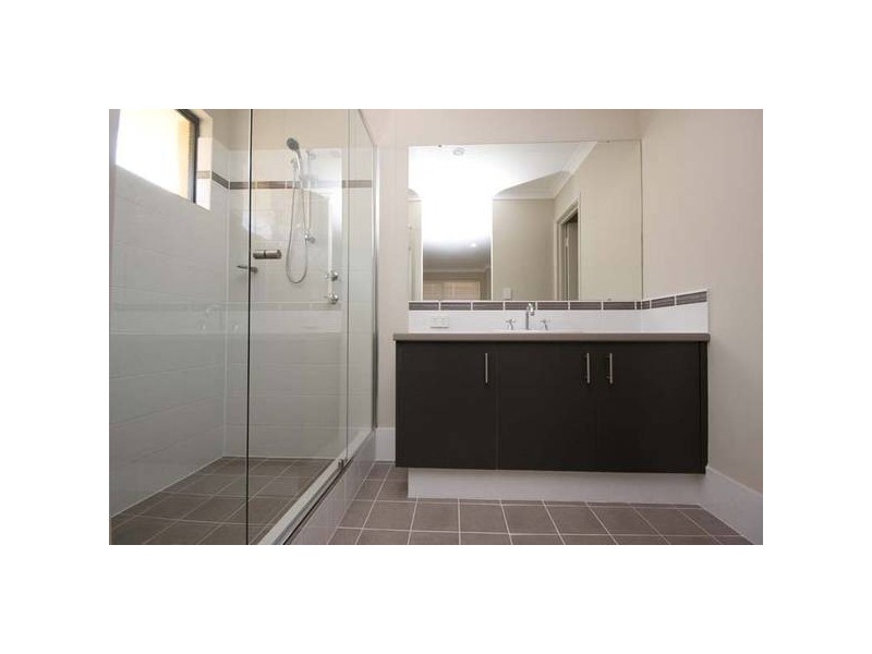 5 Einstein Way, Tapping WA 6065