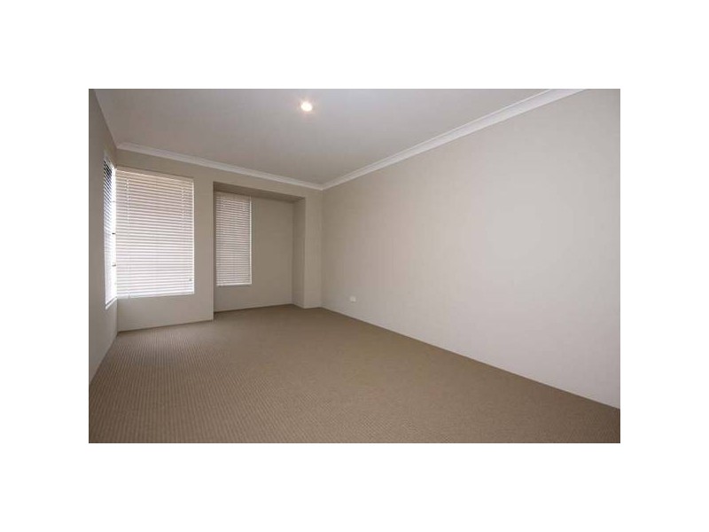 5 Einstein Way, Tapping WA 6065