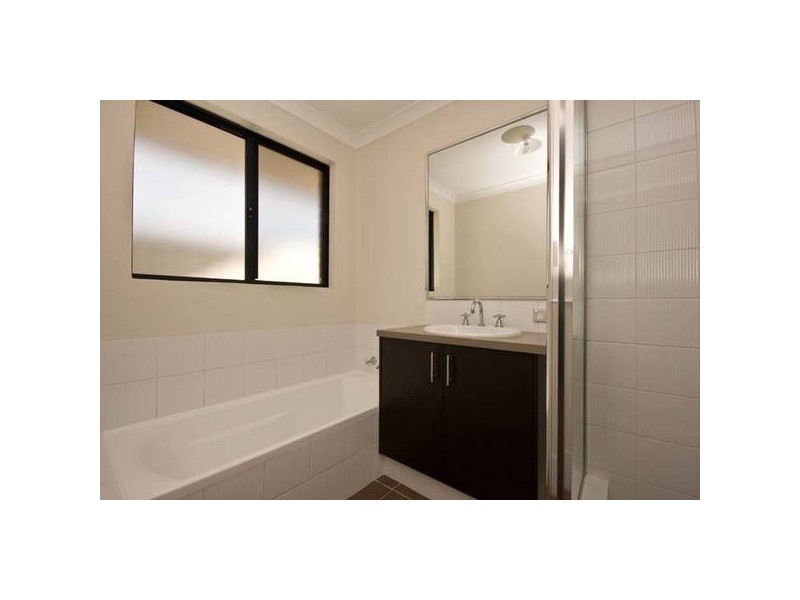 1/33 Watkins Loop, Tapping WA 6065