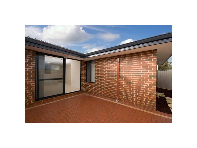 1/33 Watkins Loop, Tapping WA 6065