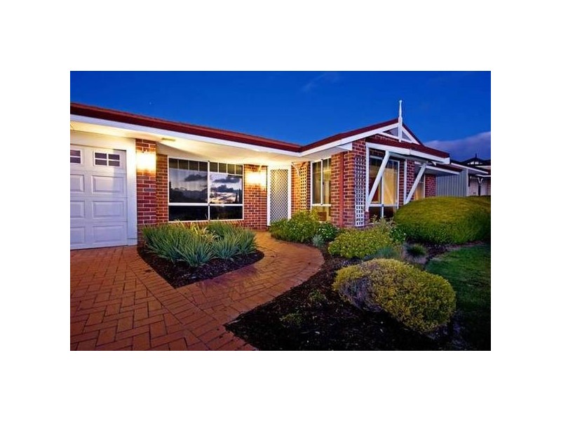 52 Manhattan Avenue, Iluka WA 6028