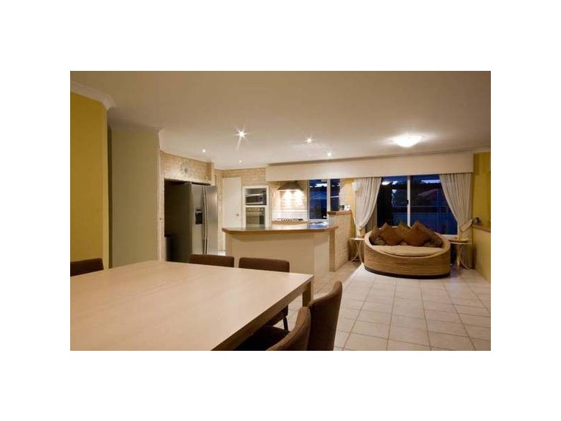 52 Manhattan Avenue, Iluka WA 6028