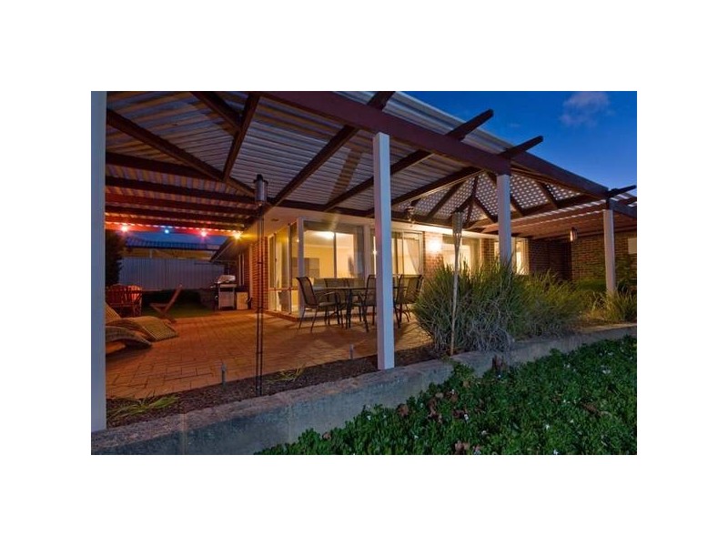 52 Manhattan Avenue, Iluka WA 6028