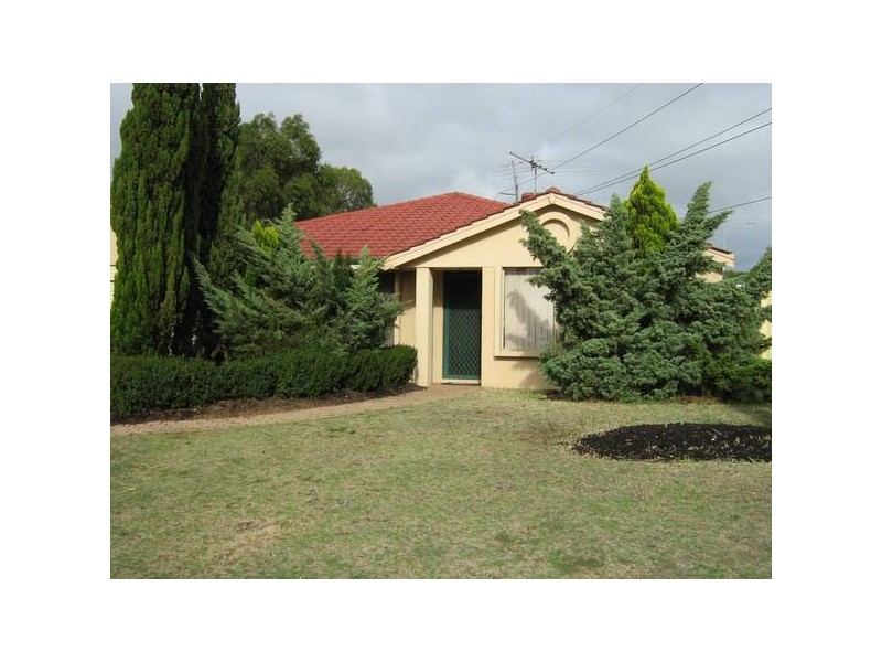 42 Fleetwood Circuit, Woodvale WA 6026