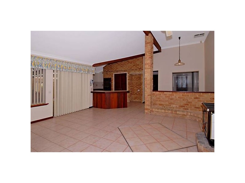 67 Westhaven Drive, Woodvale WA 6026