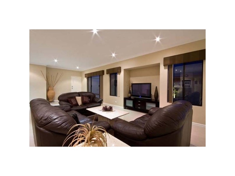 37 Castroreale Boulevard, Sinagra WA 6065