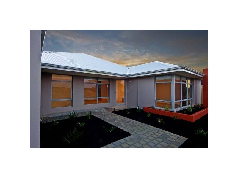 125 Waldburg Drive, Tapping WA 6065