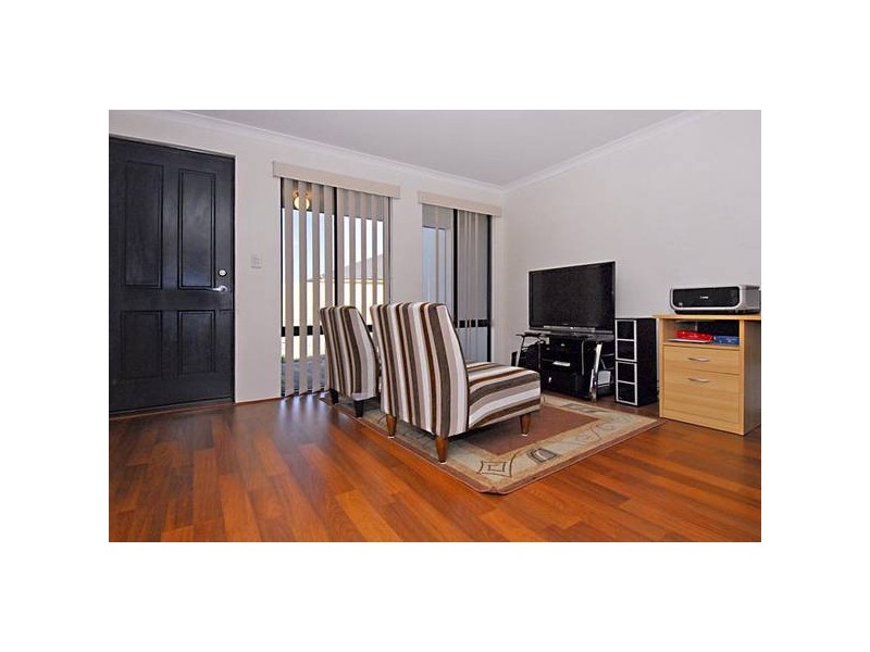 18 Zeppelin Way, Tapping WA 6065