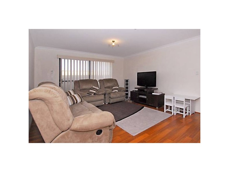 18 Zeppelin Way, Tapping WA 6065