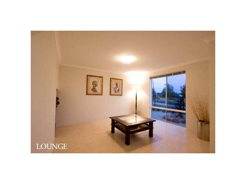 41 Nankeen Circle, Tapping WA 6065