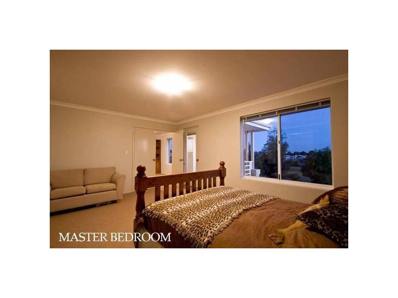 41 Nankeen Circle, Tapping WA 6065