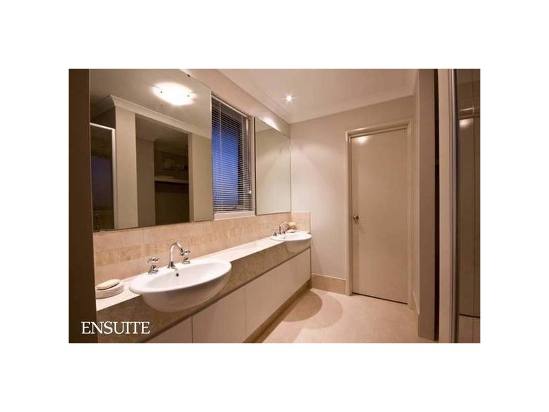 41 Nankeen Circle, Tapping WA 6065