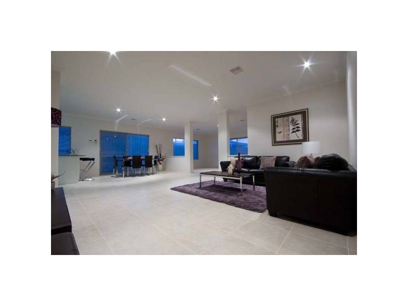 6 Leighton Gardens, Tapping WA 6065