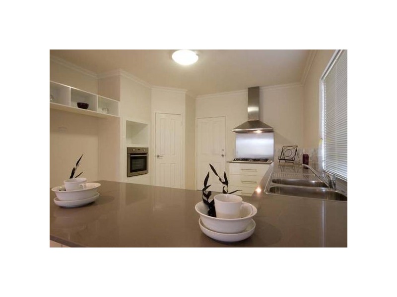 6 Leighton Gardens, Tapping WA 6065