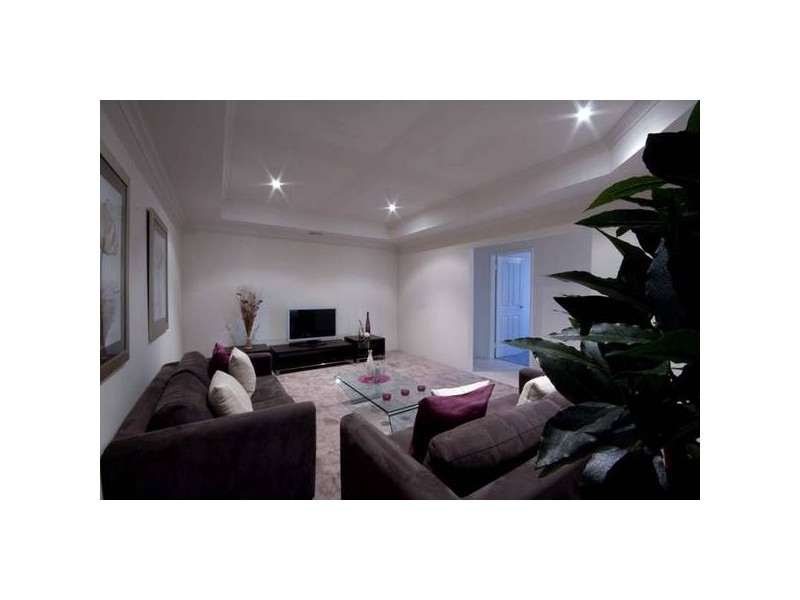 6 Leighton Gardens, Tapping WA 6065