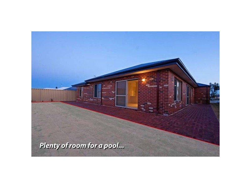 6 Leighton Gardens, Tapping WA 6065