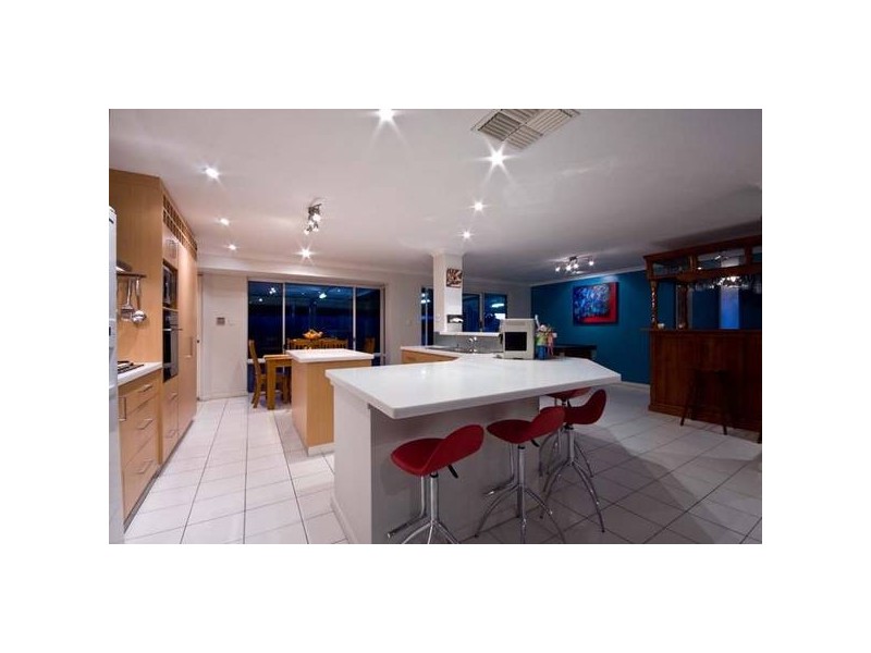 1 Lundy Court, Currambine WA 6028