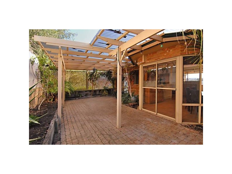 9 Lakehill Gardens, Edgewater WA 6027