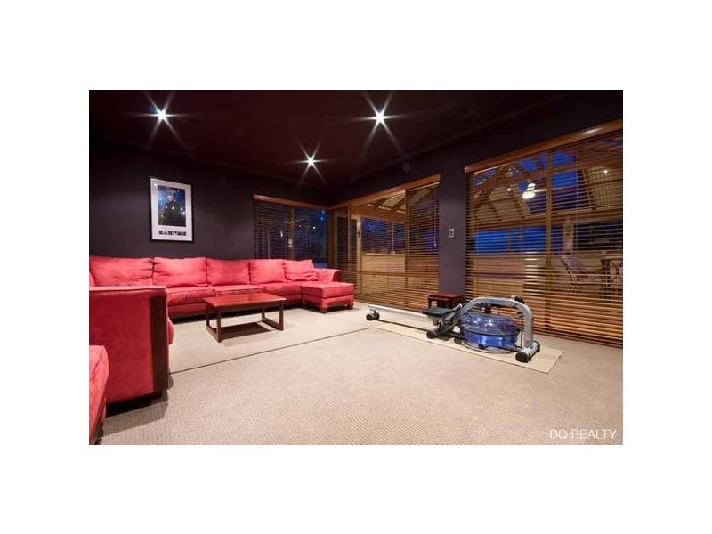 15 Keatley Crescent, Woodvale WA 6026