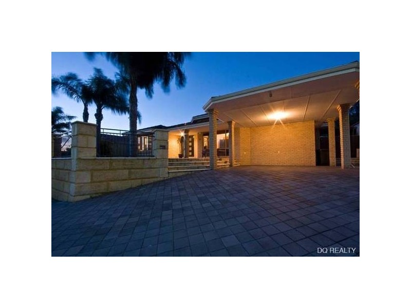 15 Keatley Crescent, Woodvale WA 6026