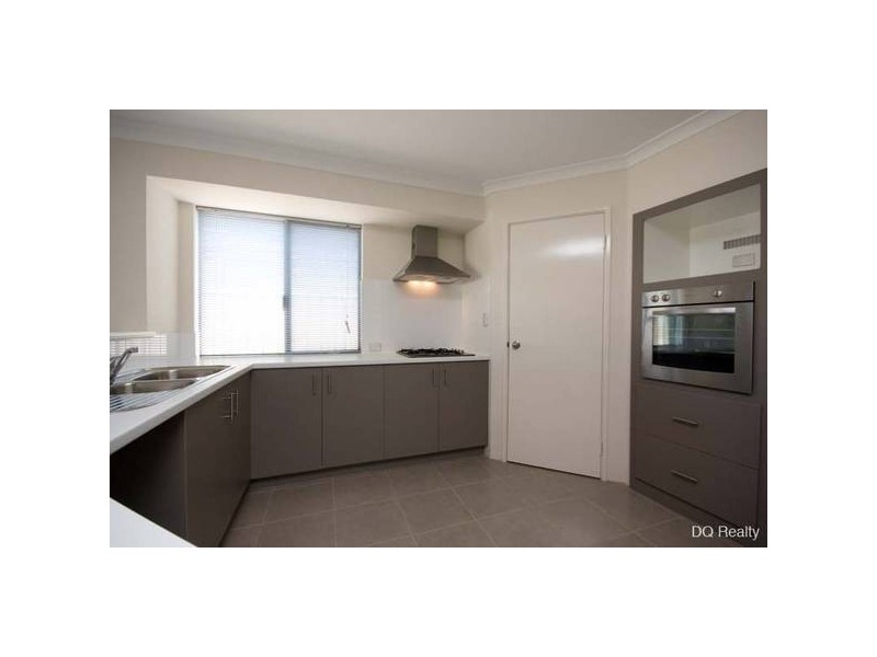 32 Vincent Road, Sinagra WA 6065