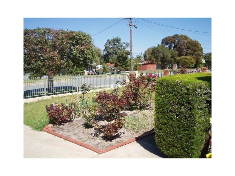 7 Changton Way, Westminster WA 6061