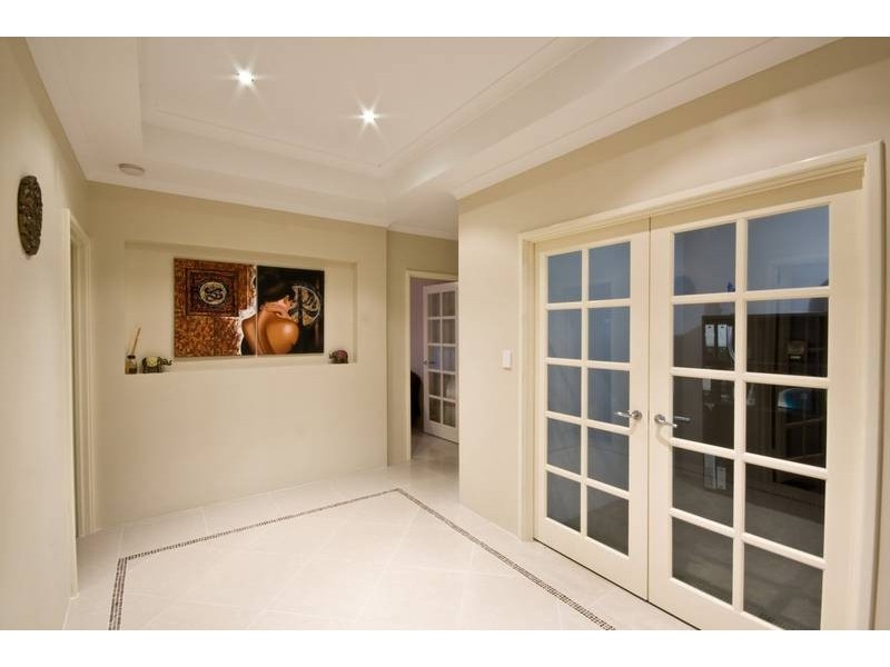 10 Leighton Gardens, Tapping WA 6065