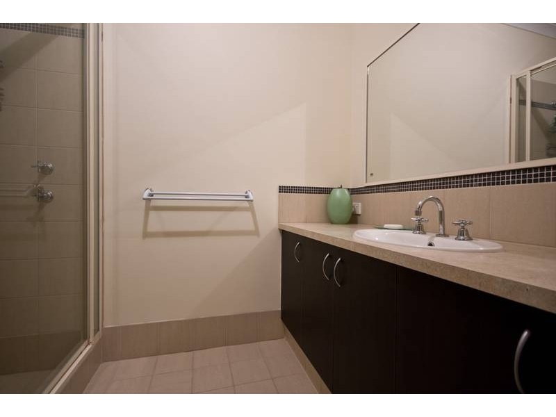 10 Leighton Gardens, Tapping WA 6065