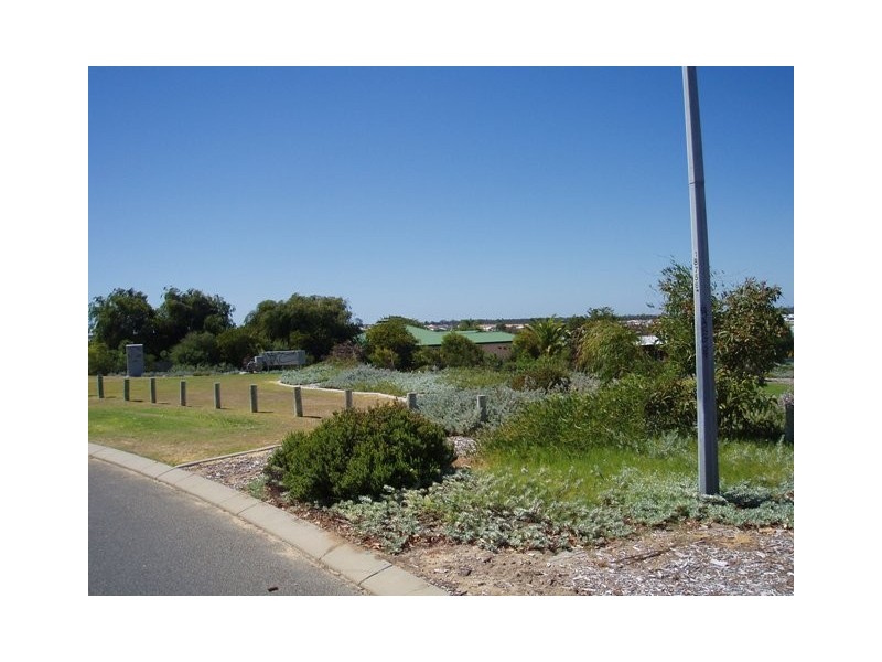 4 Heppell Gardens, Clarkson WA 6030