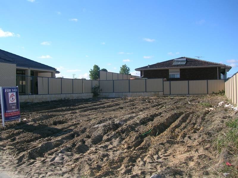 10 Redrobin Link, Tapping WA 6065