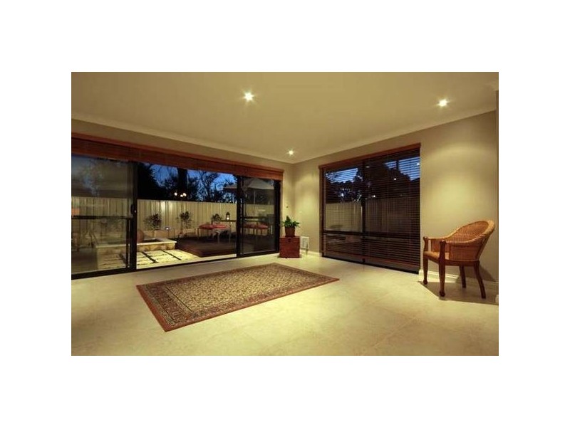 12 Grasmere Fairway, Tapping WA 6065