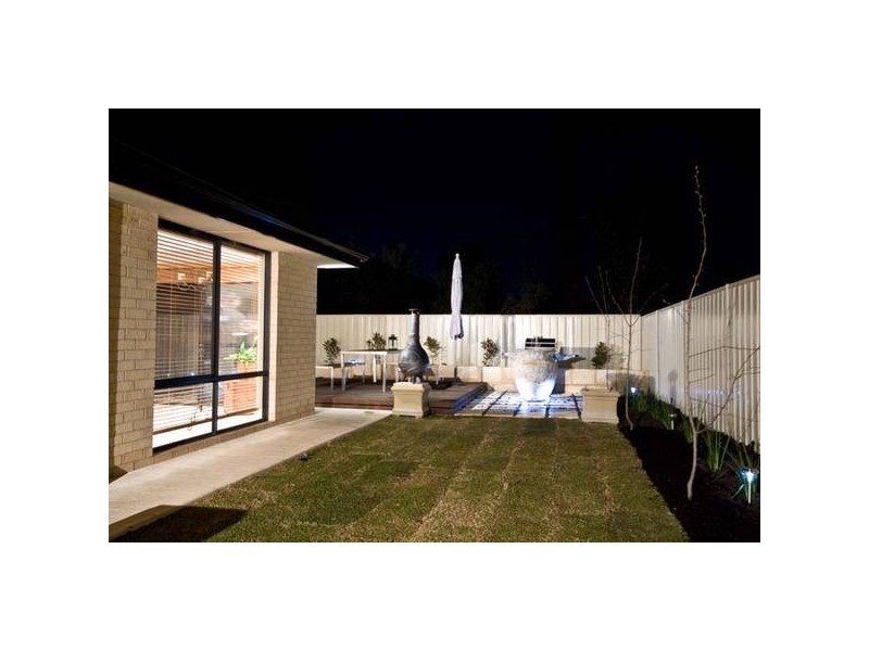 12 Grasmere Fairway, Tapping WA 6065