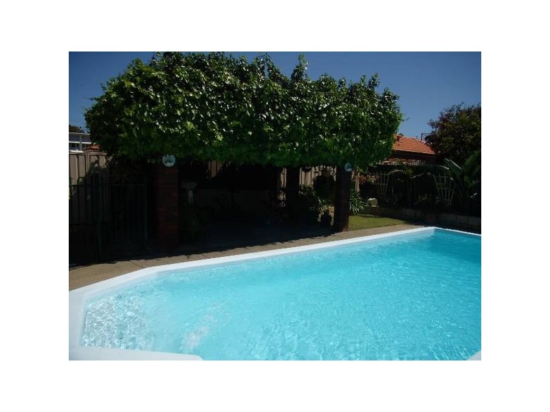 9 Treen Street, Balga WA 6061