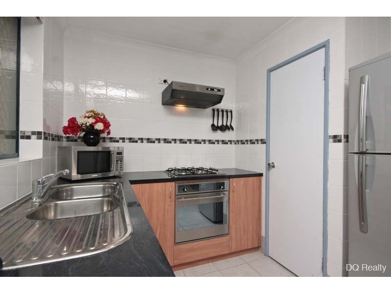 2/2C Blackdoune Way, Westminster WA 6061