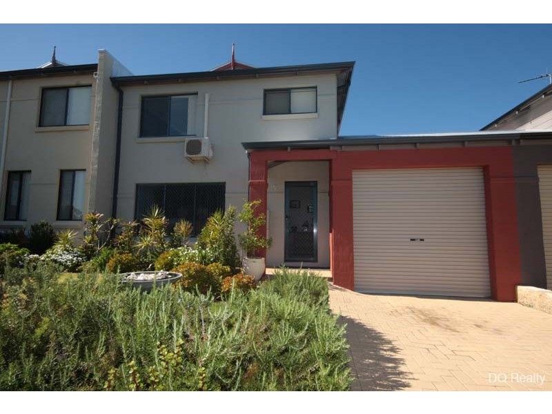 2/2C Blackdoune Way, Westminster WA 6061