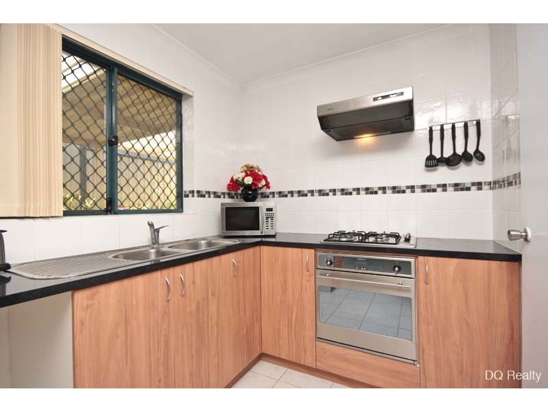 2/2C Blackdoune Way, Westminster WA 6061