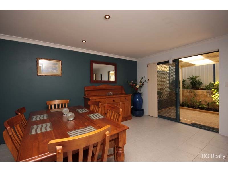 2/2C Blackdoune Way, Westminster WA 6061