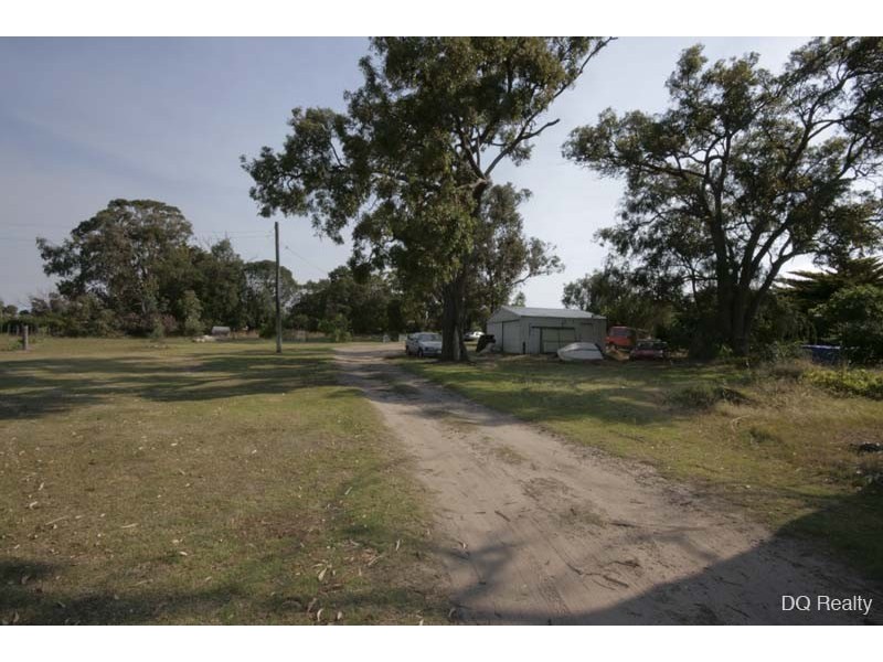 286 Newnham Road, Lake Clifton WA 6215