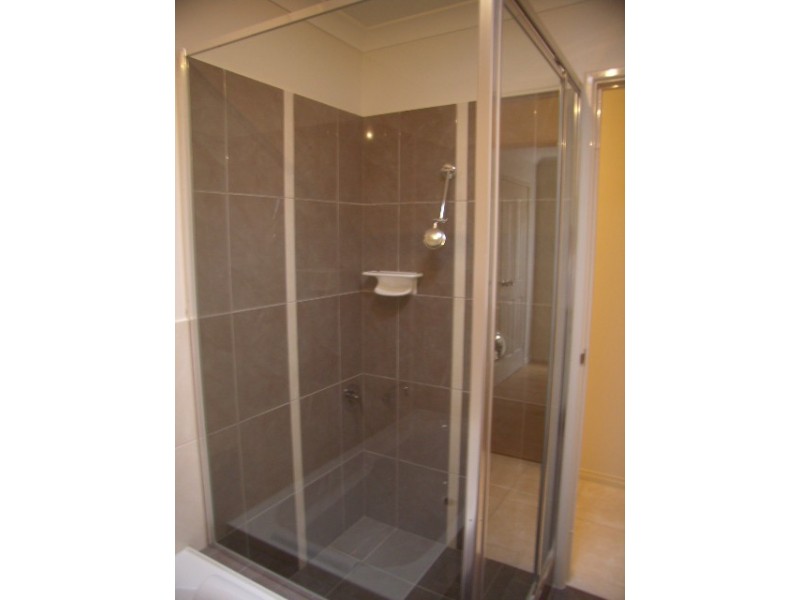 4/1 Havenvale Crescent, Dianella WA 6059