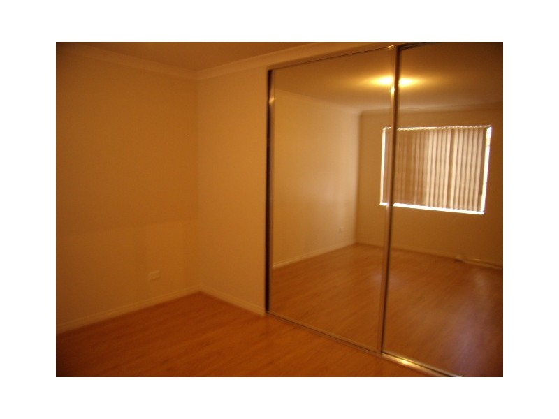 4/1 Havenvale Crescent, Dianella WA 6059