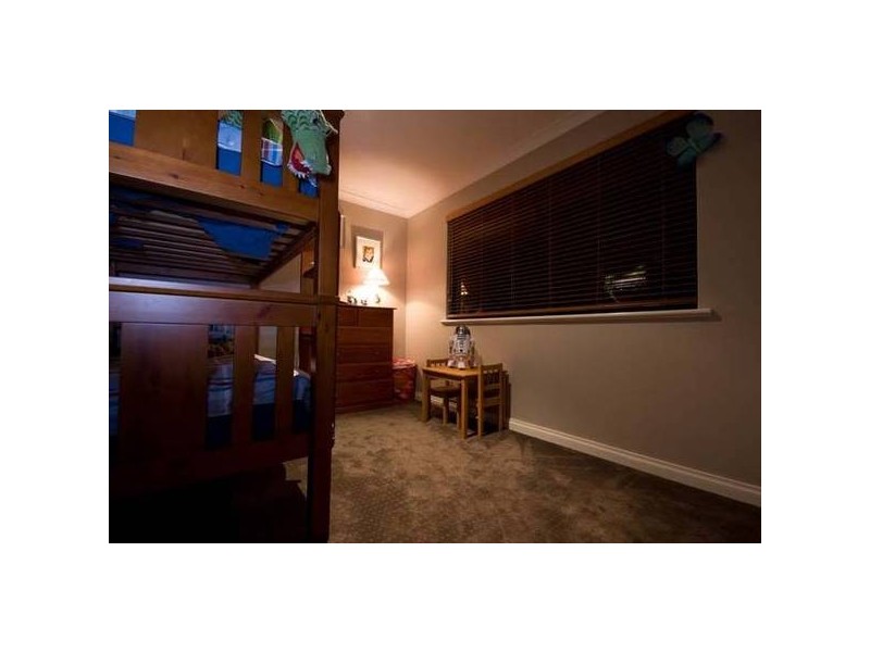 12 Grasmere Fairway, Tapping WA 6065