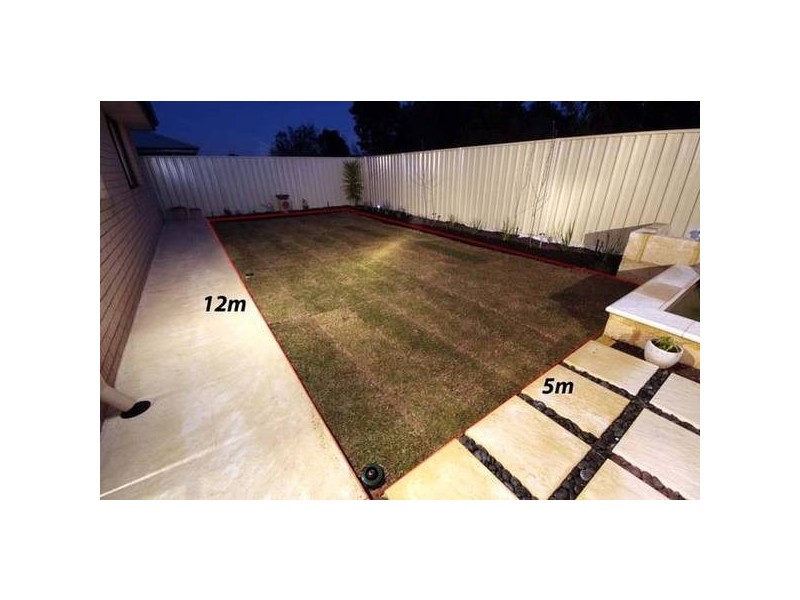 12 Grasmere Fairway, Tapping WA 6065