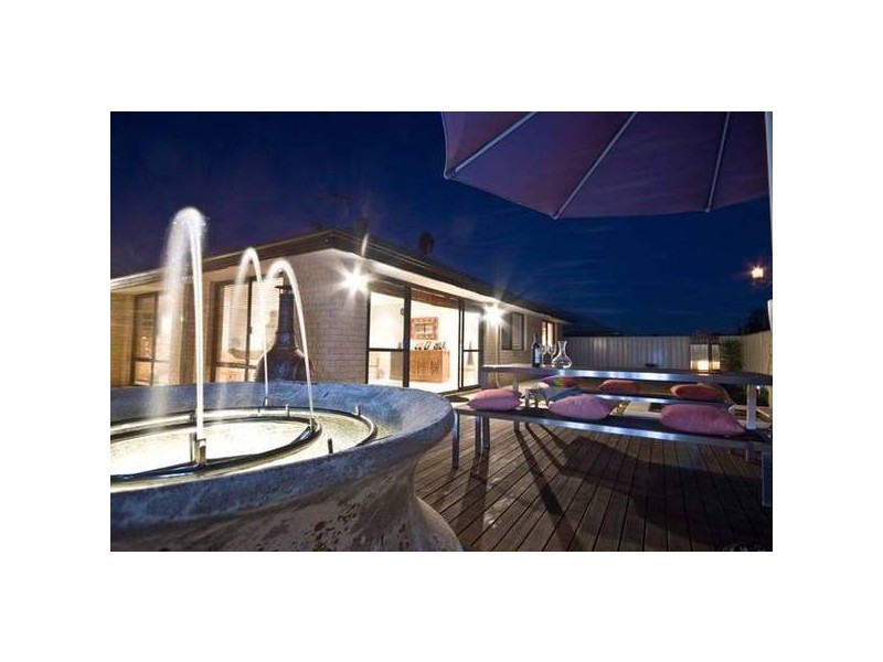 12 Grasmere Fairway, Tapping WA 6065