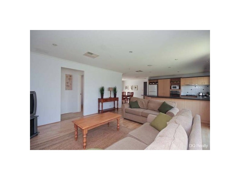 18 Alvarez Parkway, Tapping WA 6065