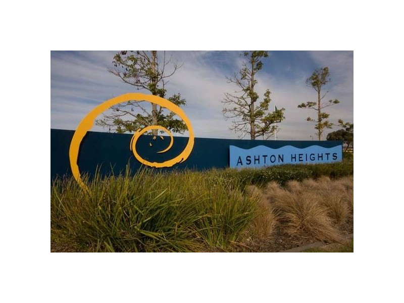 18 Alvarez Parkway, Tapping WA 6065