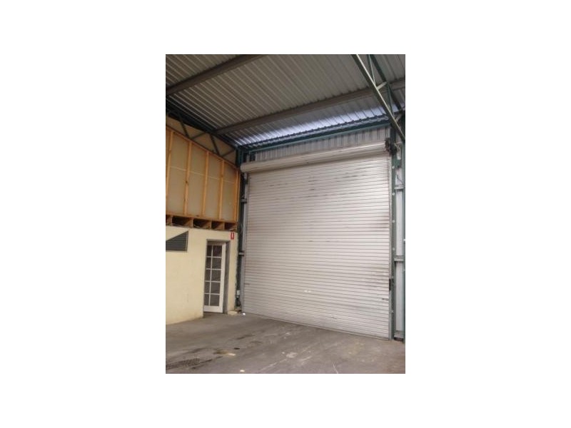 6A/37 Warman Road, Neerabup WA 6031